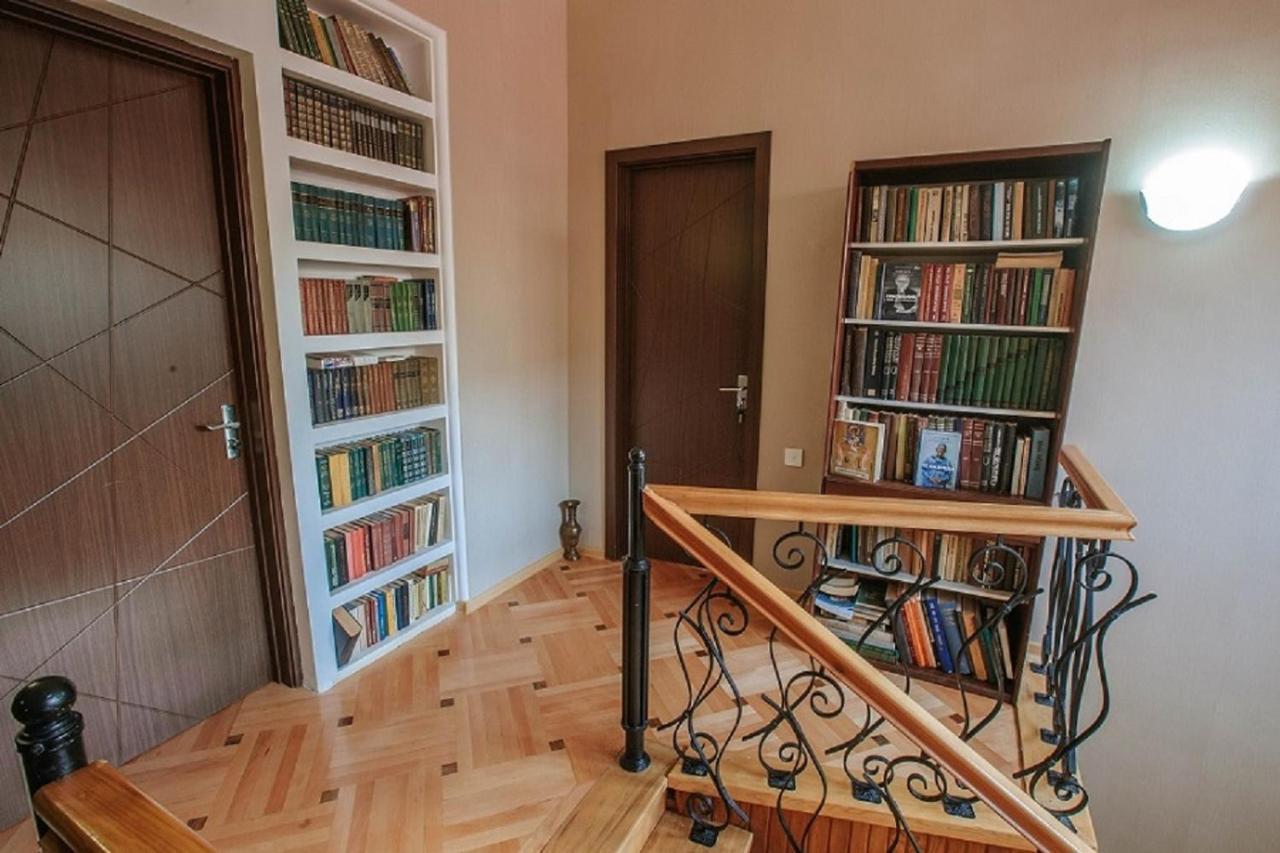 Neli & Zaal Guest House Telavi Dış mekan fotoğraf