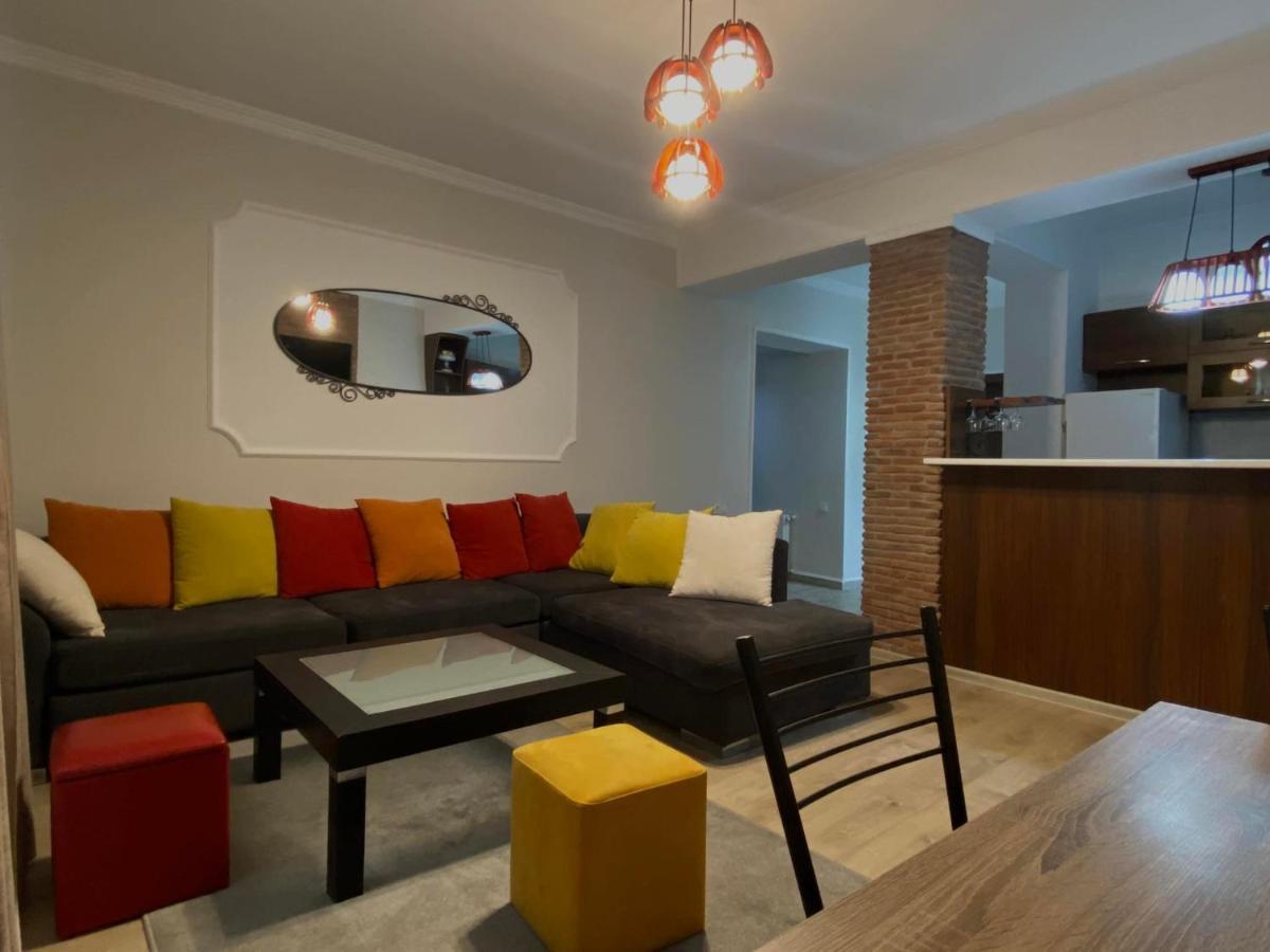 Neli & Zaal Guest House Telavi Dış mekan fotoğraf